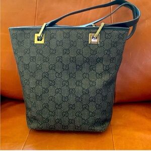 Gucci Vintage Signature Canvas Tote